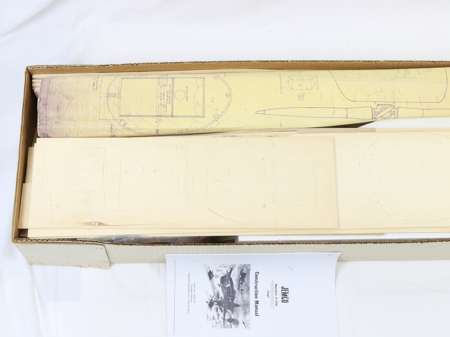 Jemco Dynaflite Republic P-47d Thunderbolt 54" Wingspan Wood Plane Kit