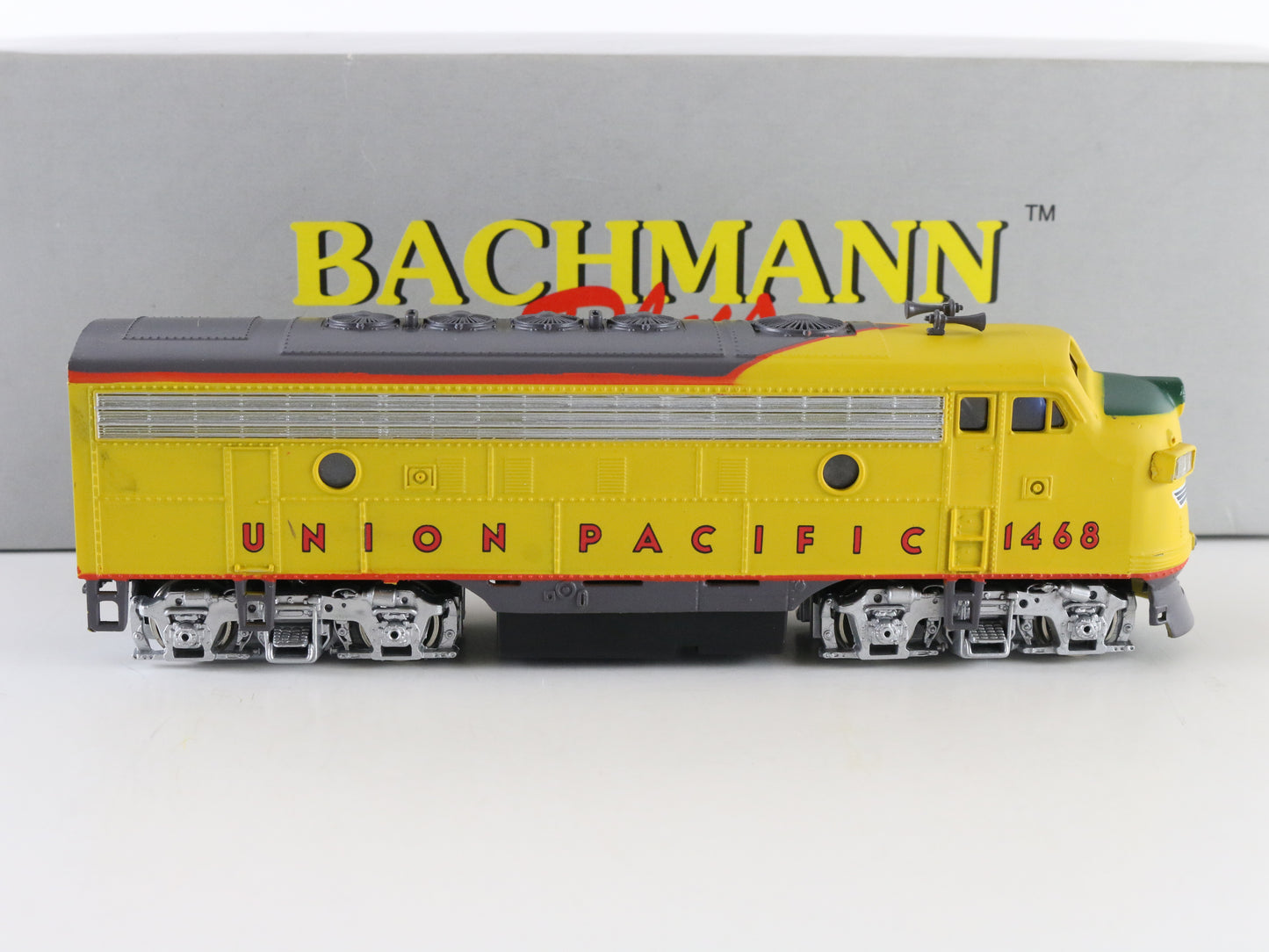 Bachmann Plus HO Union Pacific 1468 EMD F7A Diesel Locomotive