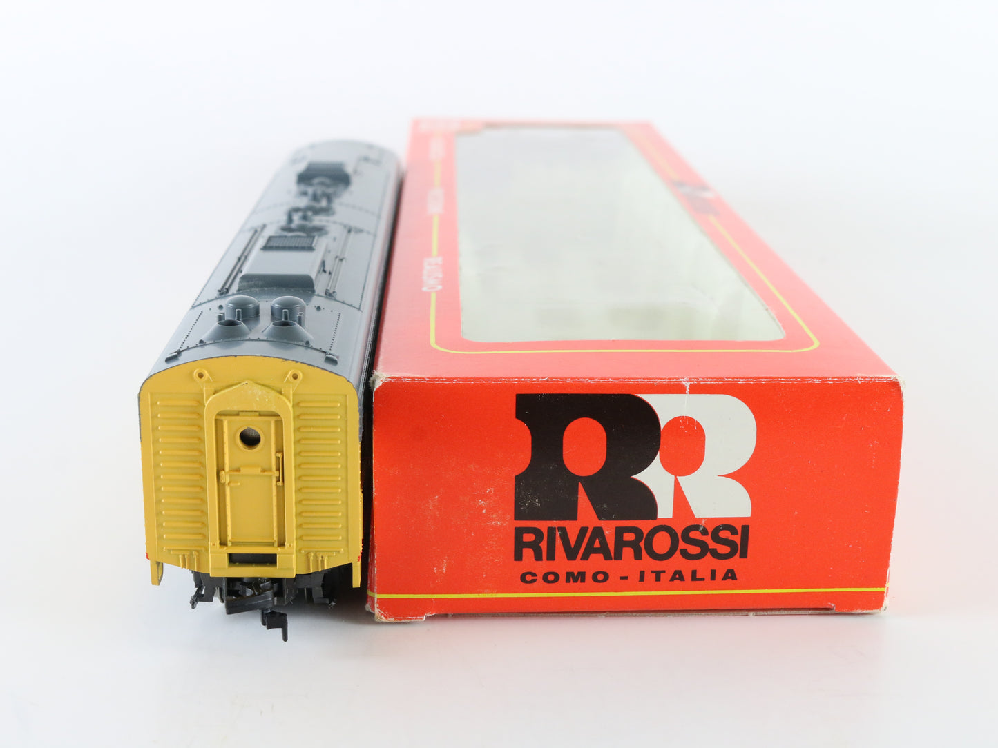 Rivarossi HO Milwaukee Road 32b EMD E8B Diesel Dummy Locomotive