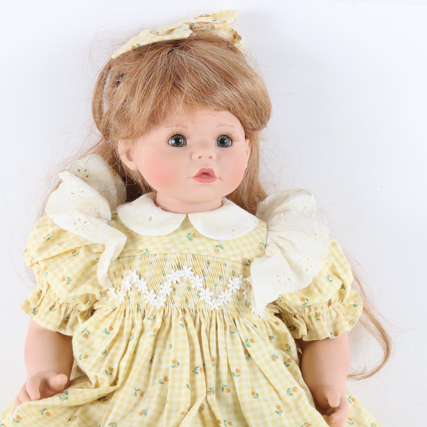 Mommy Loves Me Yellow Dress Girl Susan Wakeen Exclusively Yours 16" Vinyl Doll