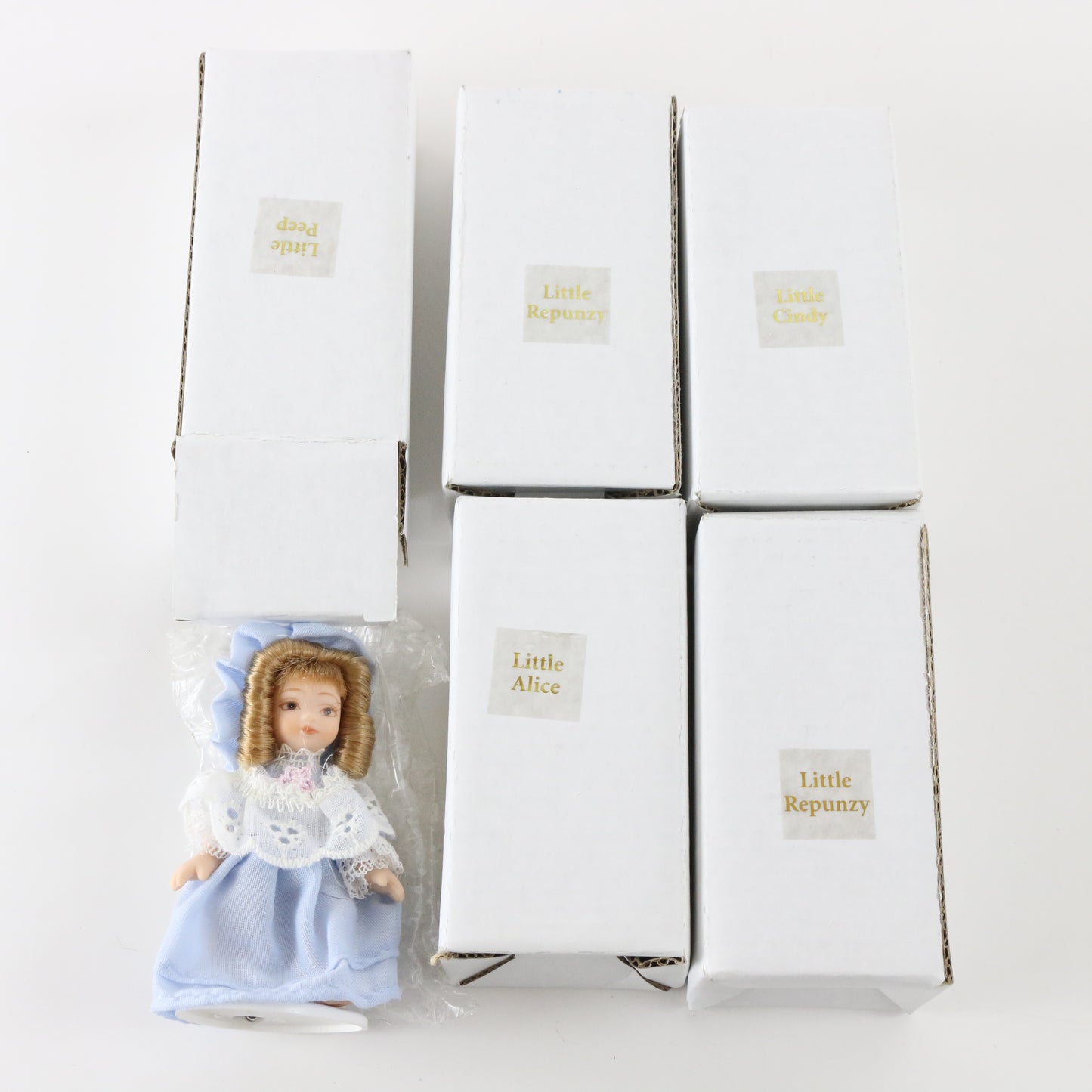 Lot Of 16 Storytime Kids Repunzy Peep Tinker Cindy Beauty & More Porcelain Dolls