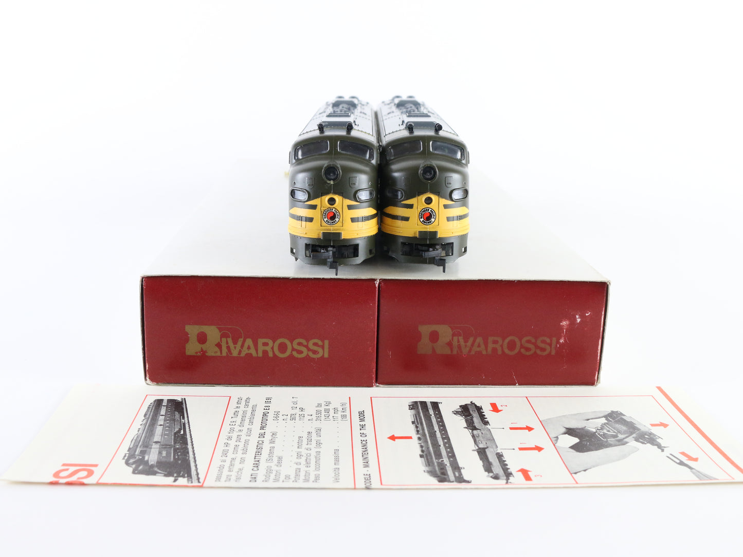 Rivarossi HO Northern Pacific EMD E8 Diesel Locomotives Set of 2