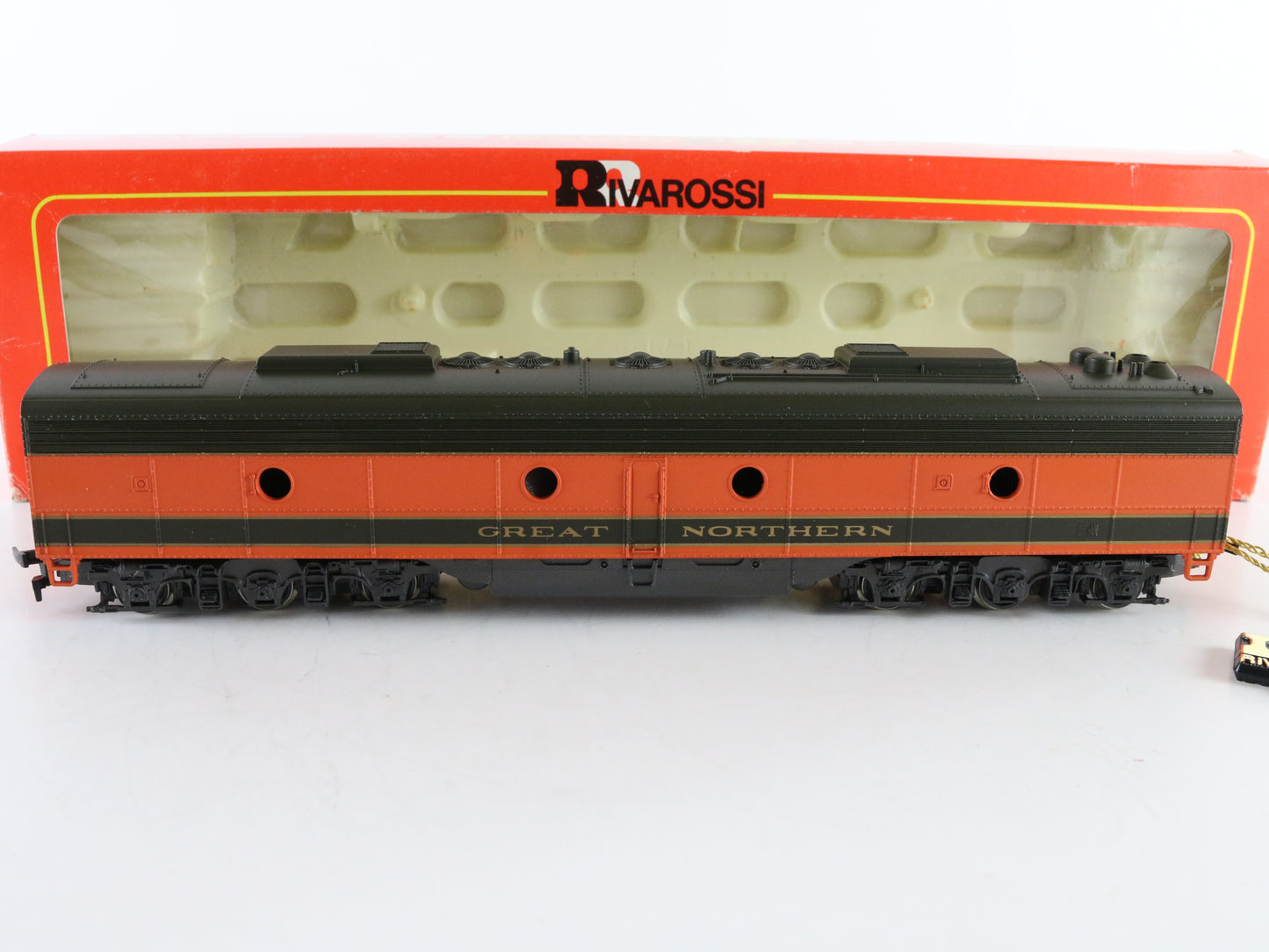 Rivarossi HO GN EMD E8B Diesel Locomotive Dummy Model