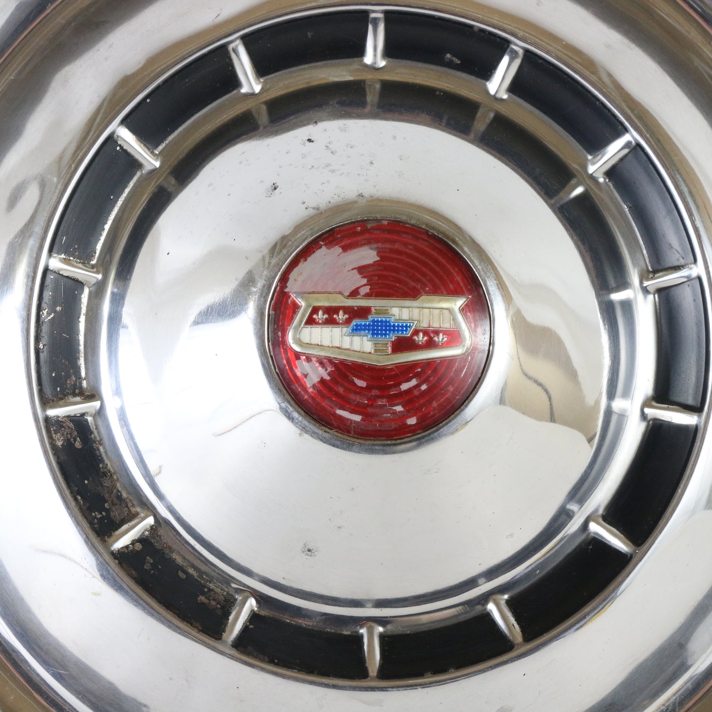 Vintage 1954 Chevrolet Chevy Red Center Metal Wheel Hubcap 15.25"