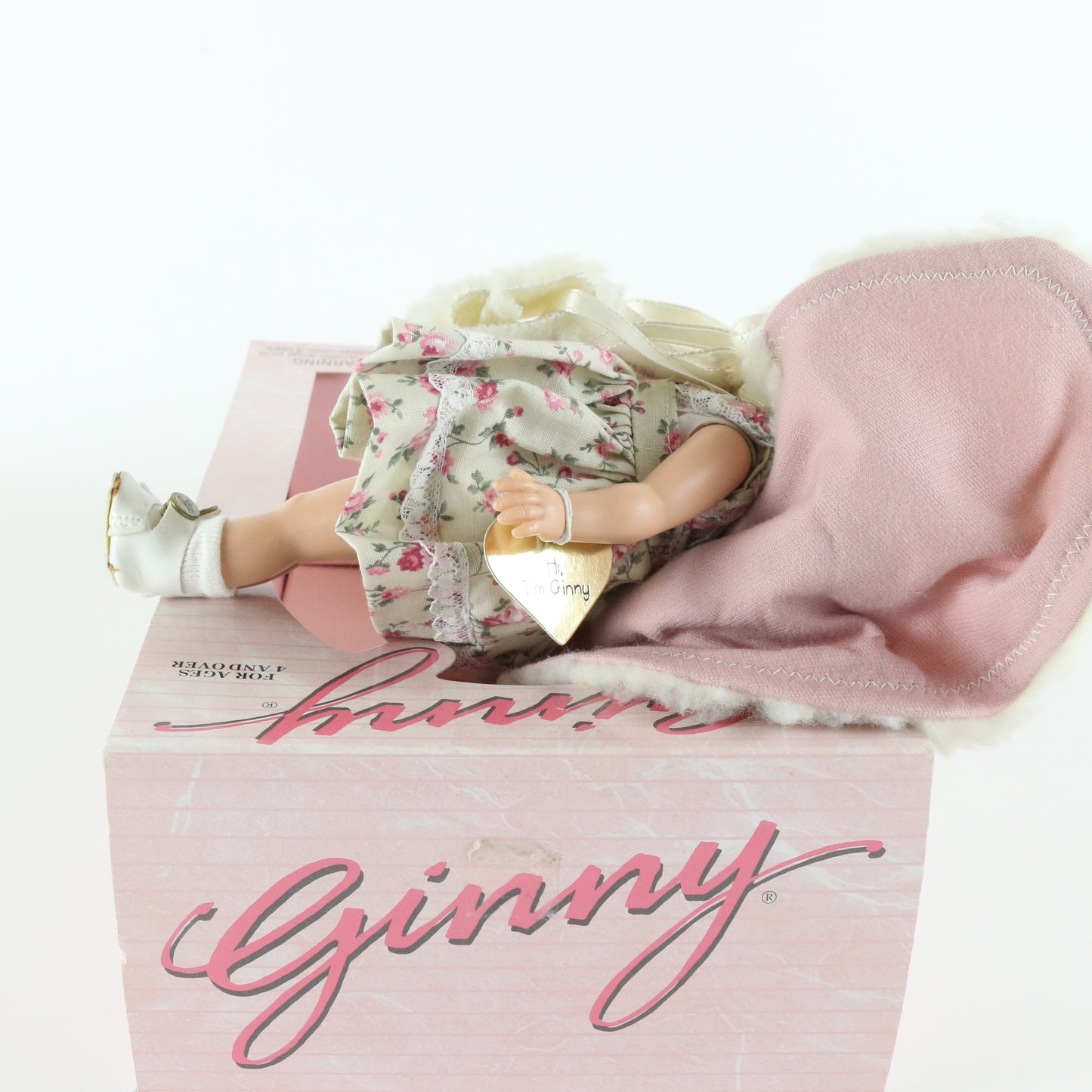 Ginny Visits The Doll Vogue Museum Pink Girl 8" W/ Accessories
