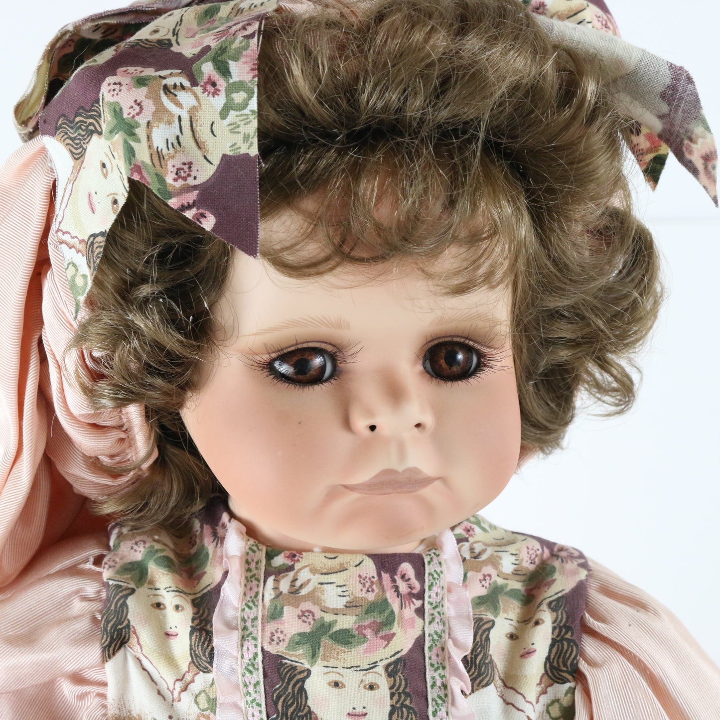 Monika Vickie Walker Rose Dress Girl Royal Treasures 24" Porcelain 590/2000
