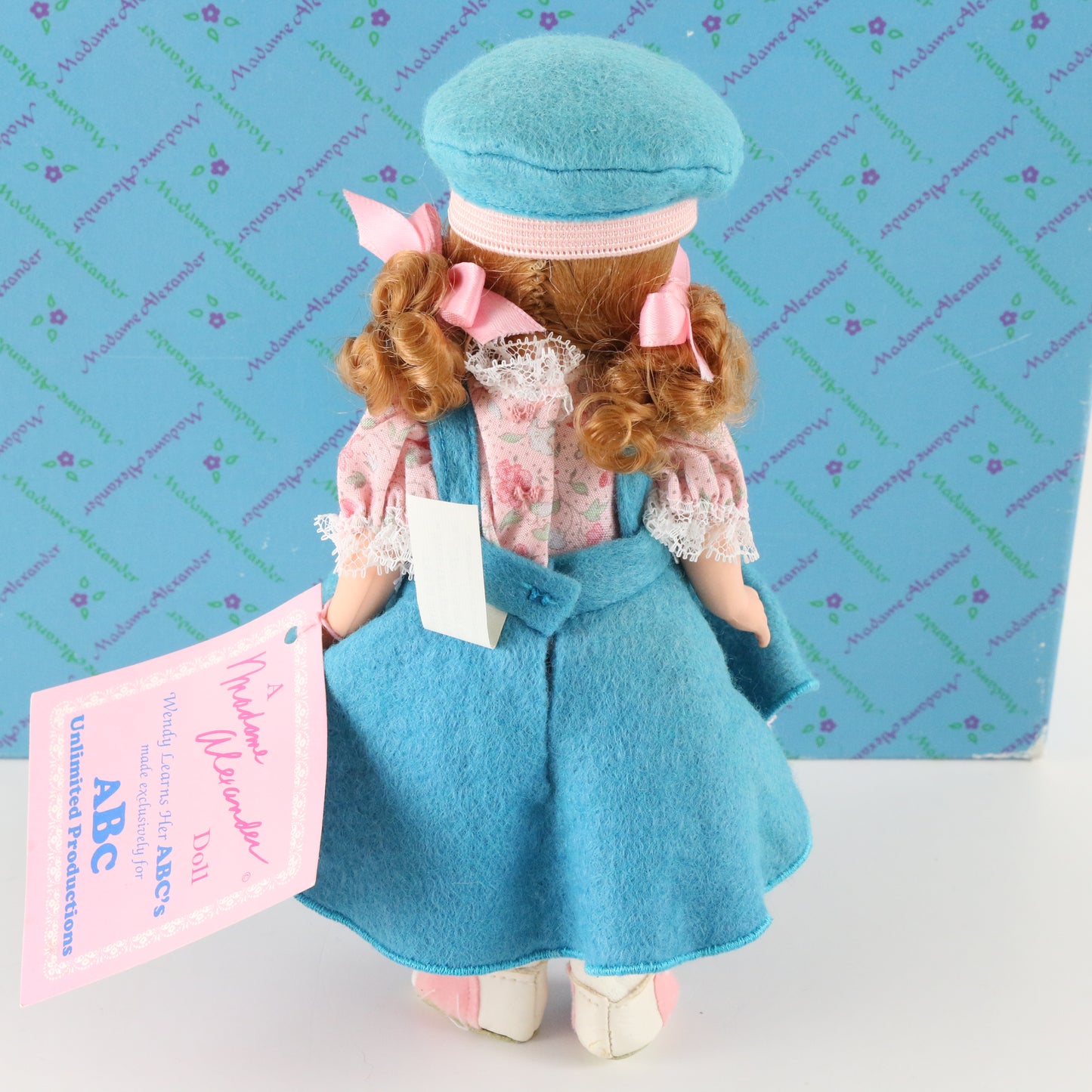 Wendy Learns Her ABC Madame Alexander Red Hair Green Eyes 7.5" 1213/3200