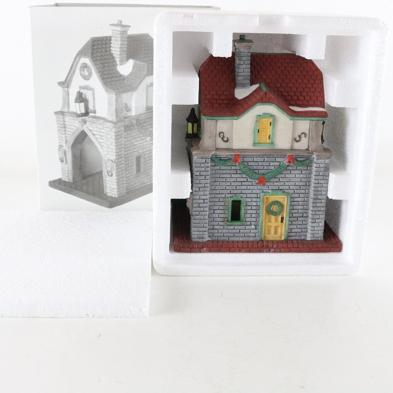 Dept 56 Heritage Village Gate House Porcelain Christmas Accessory 5530-1