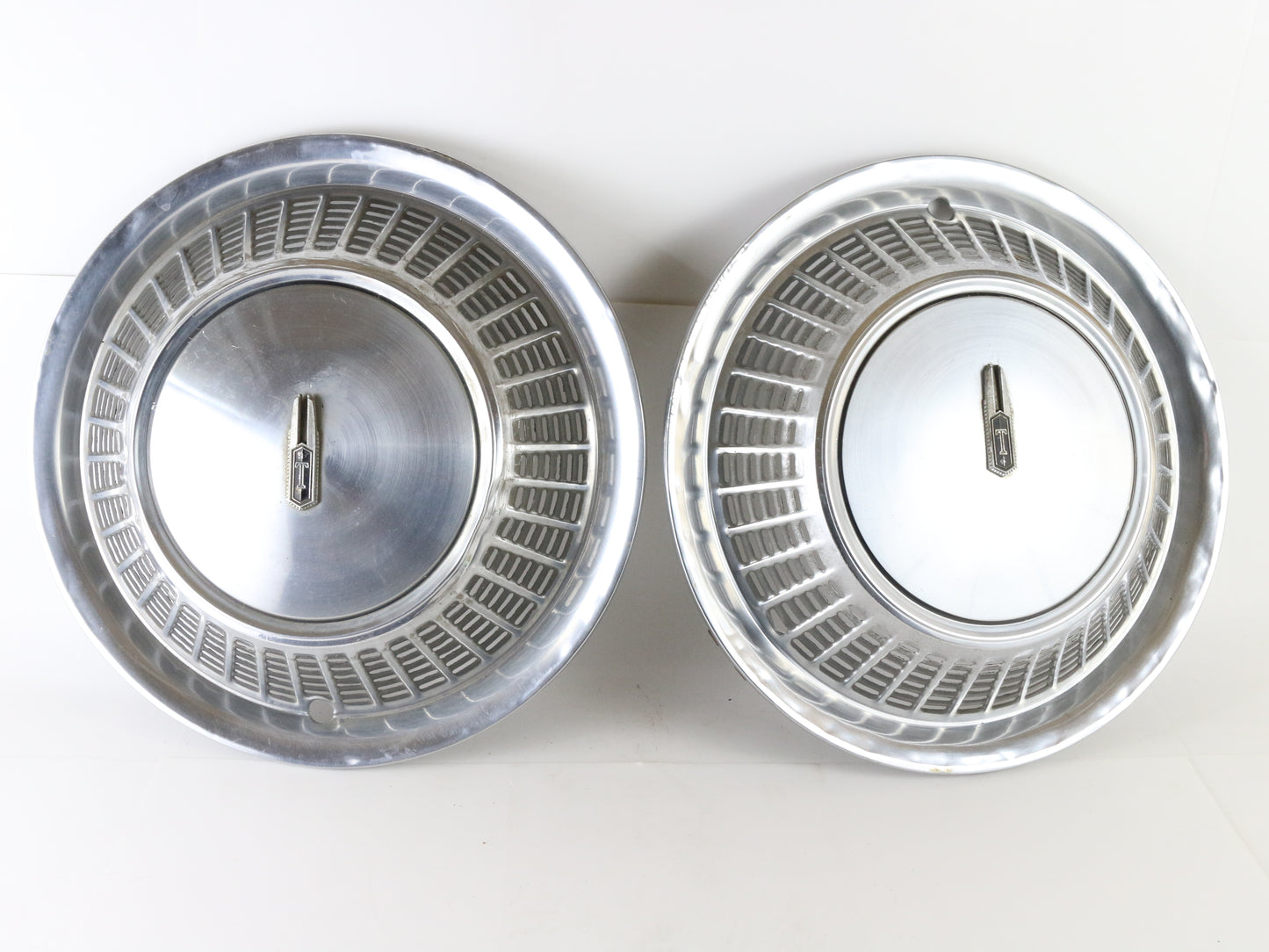Lot Of 3 Vintage 1973 Oldsmobile Toronado Metal Wheel Hubcap 17"
