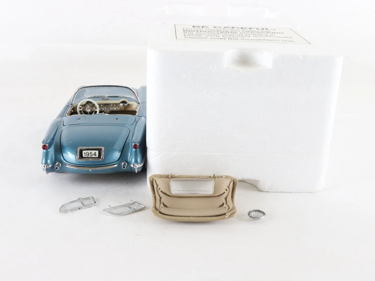 1954 Chevy Corvette Convertible Limited Edition Blue Tan Danbury 1:24 #648