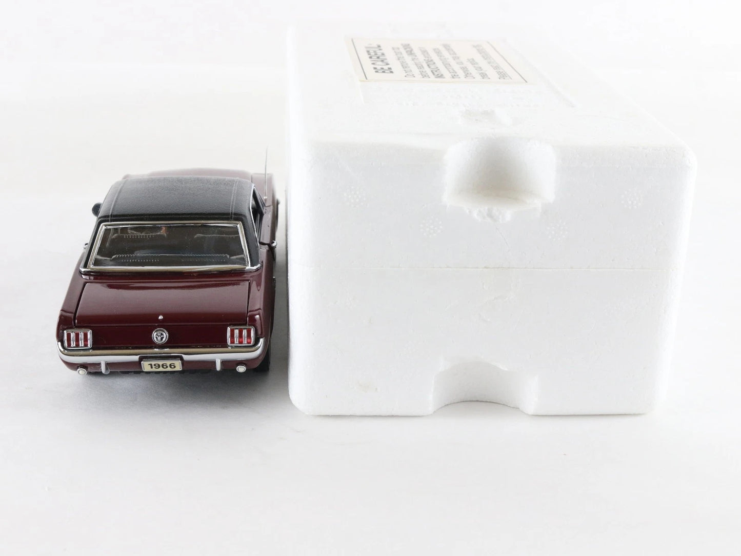 1966 Ford Mustang Maroon Danbury Mint 1:24 Diecast Model Car