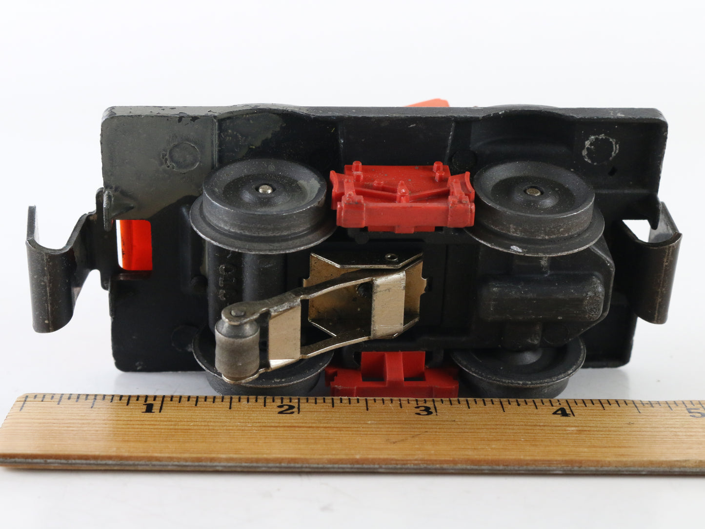 Lionel O 50 Orange Motorized Gang Car with Figure