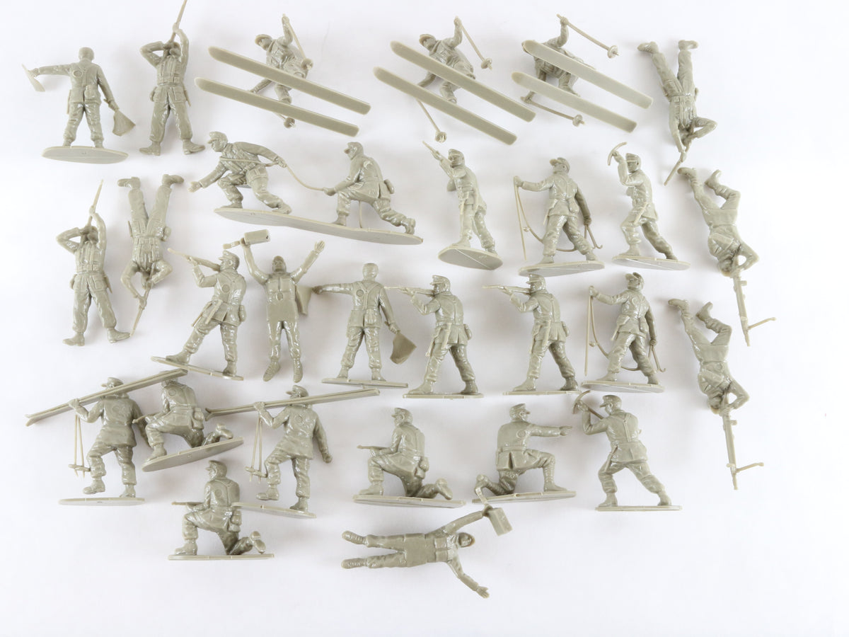 German Mountain Troops WWII Soldiers Airfix 1:32 A04713 Plastic Model Figures