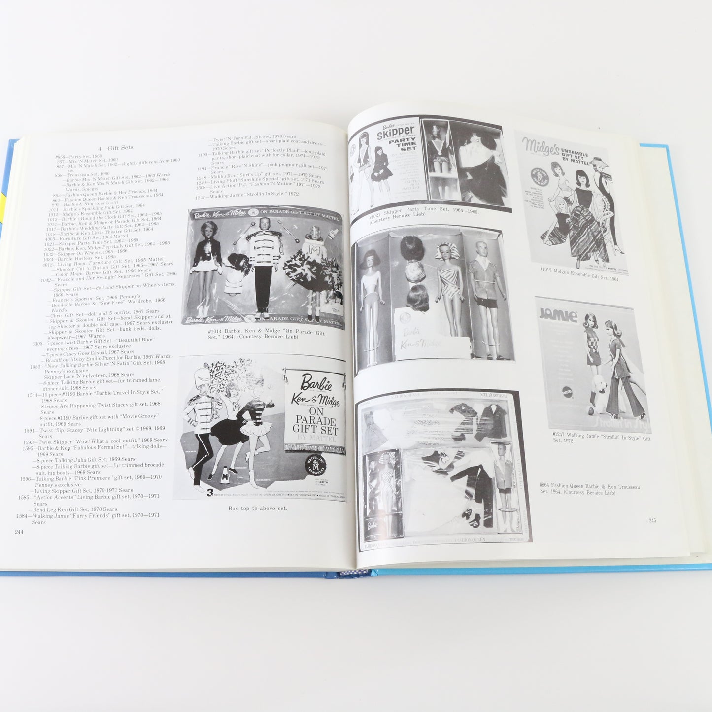 Barbie Dolls & Collectibles Encyclopedia Dewein Ashabraner Hardcover Book 1990