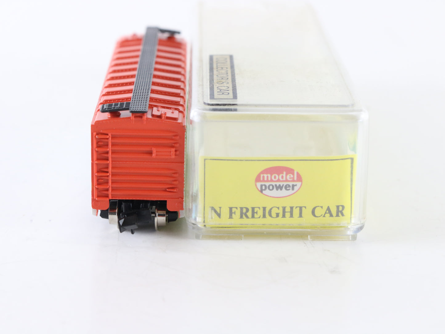 Model Power N Tropicana Orange Juice TPIX 106 Reefer Car