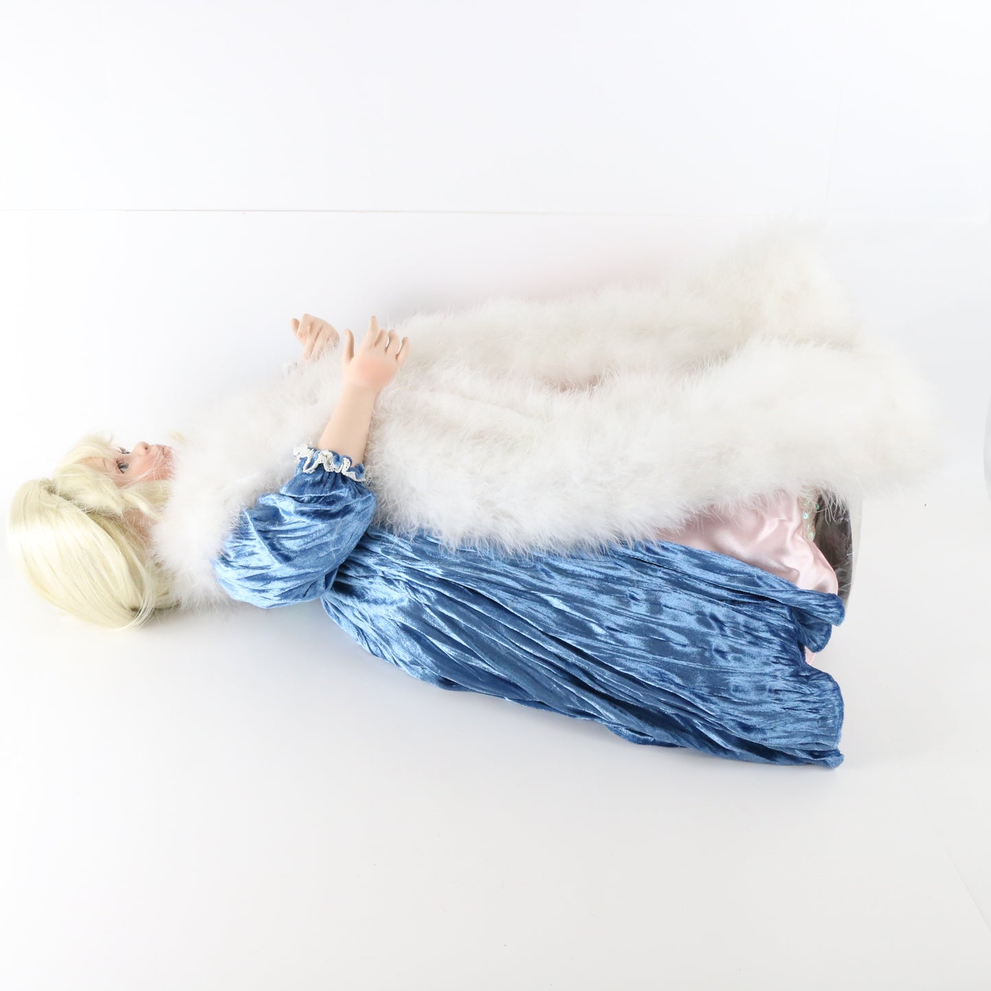 Cinderella Pamela Erff Blue Dress Girl Large 28" Porcelain Doll W/ Shawl 67/400
