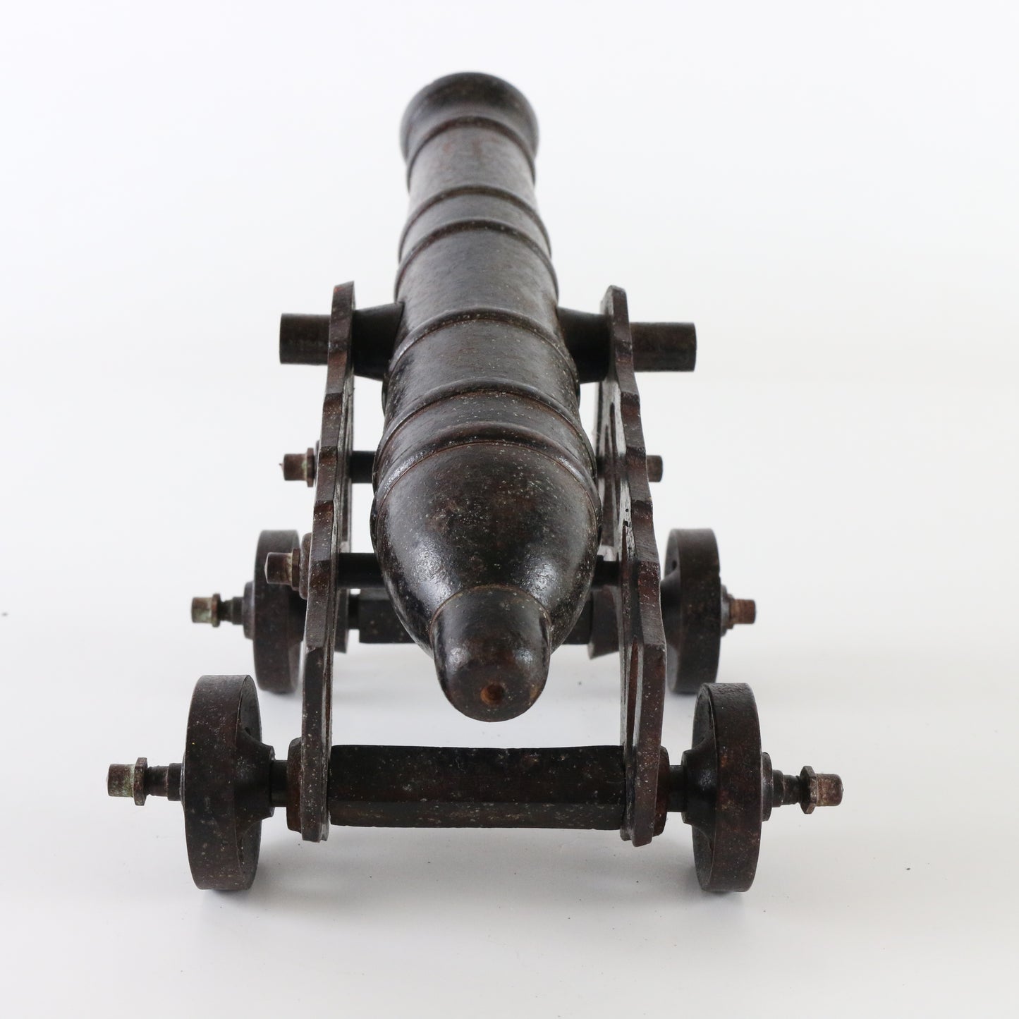 Antique 19th century cast iron miniature cannon replica historic artillery
