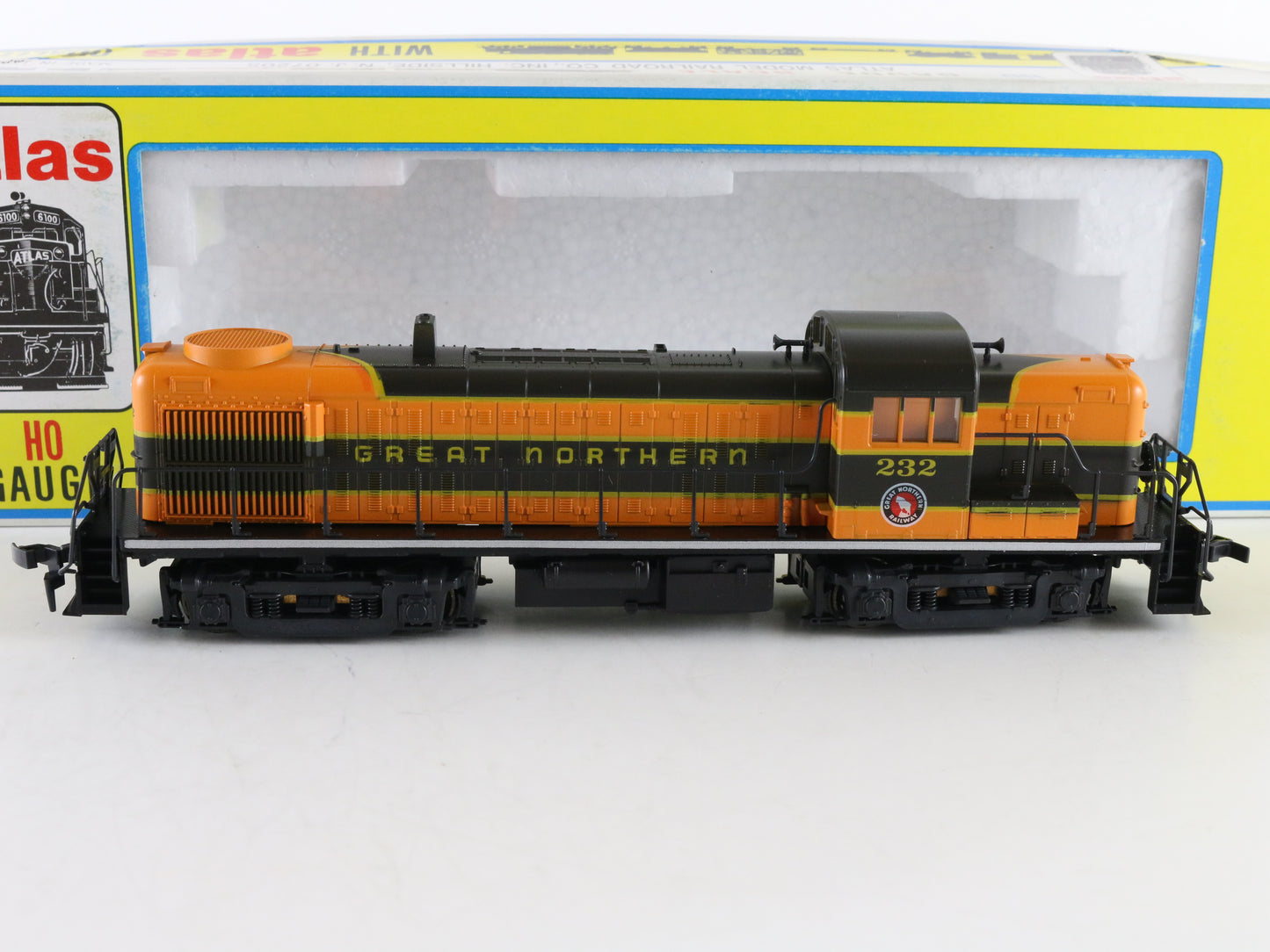 Atlas HO Great Northern 232 RS3 Diesel Locomotive Engine
