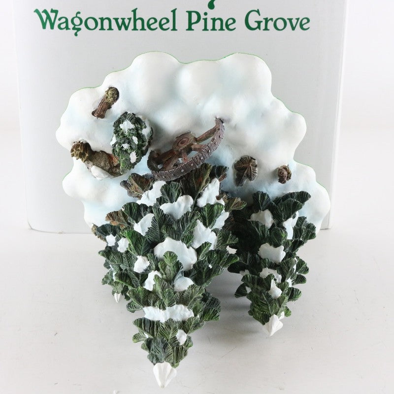 Dept 56 Village Wagon Wheel Pine Grove Porcelain Christmas 52617