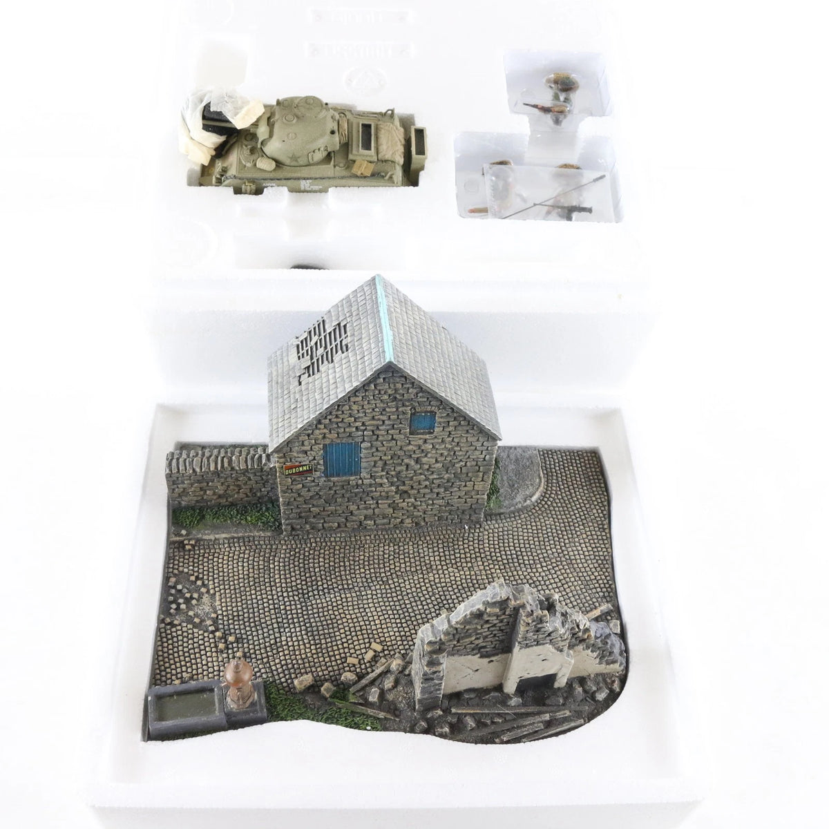 D-Day Surrender Set 1 Sherman 741st Battalion WW2 Diorama Corgi 1:50 US61001