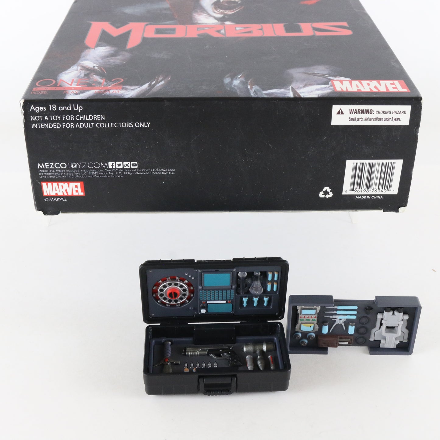 Morbius Marvel Mezco Toys 1:12 One:12 Figure W/ Accessories 76940