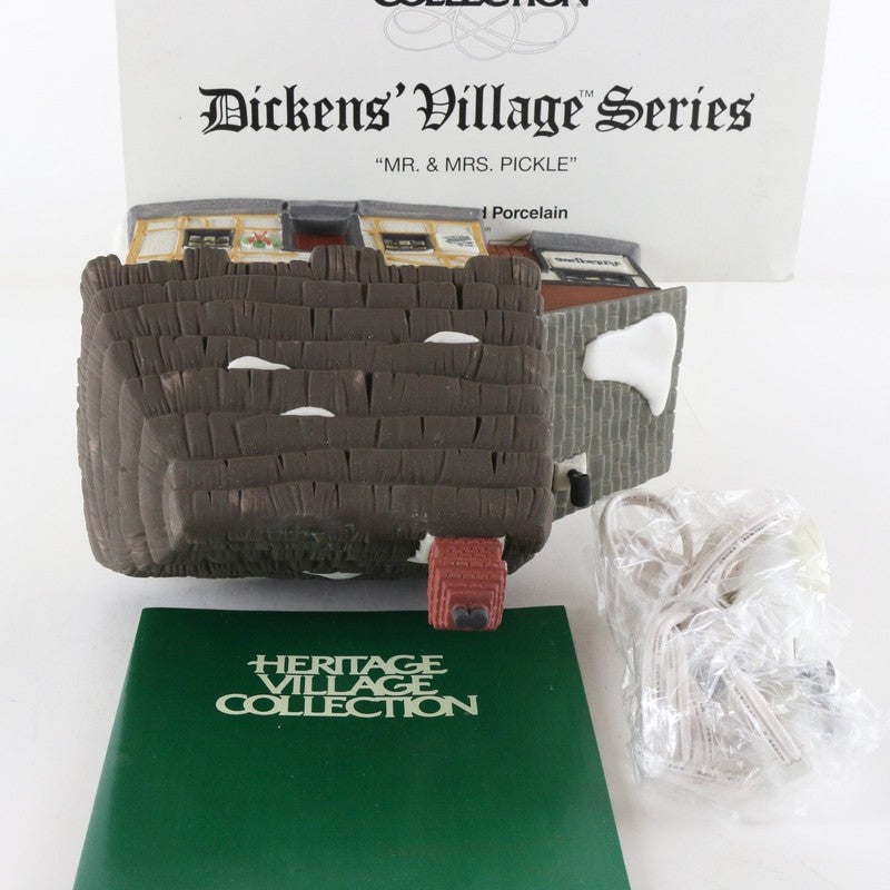 Dept 56 Dickens Village Mr & Mrs Pickle Christmas Building 5824-6