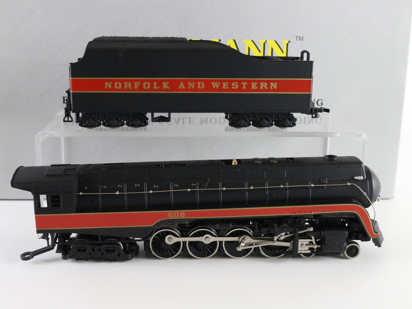 Bachmann HO Norfolk Western 608 Class J 4-8-4 Steam Locomotive