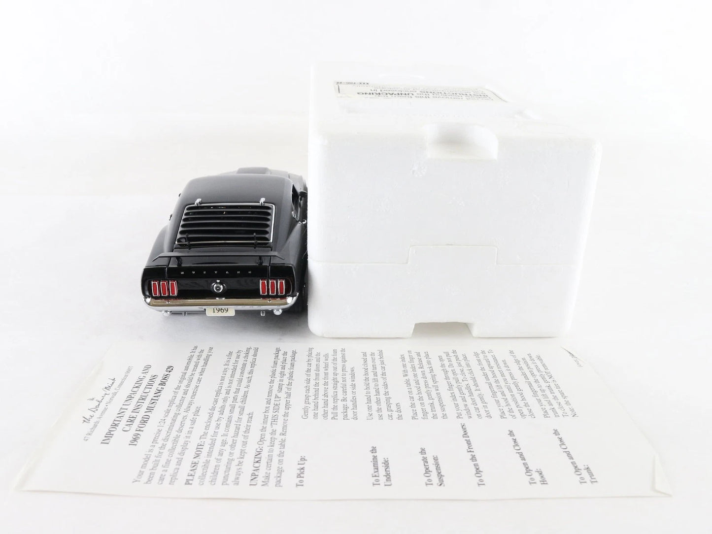 1969 Ford Mustang Boss 429 Black Danbury Mint 1:24 Diecast Model Car