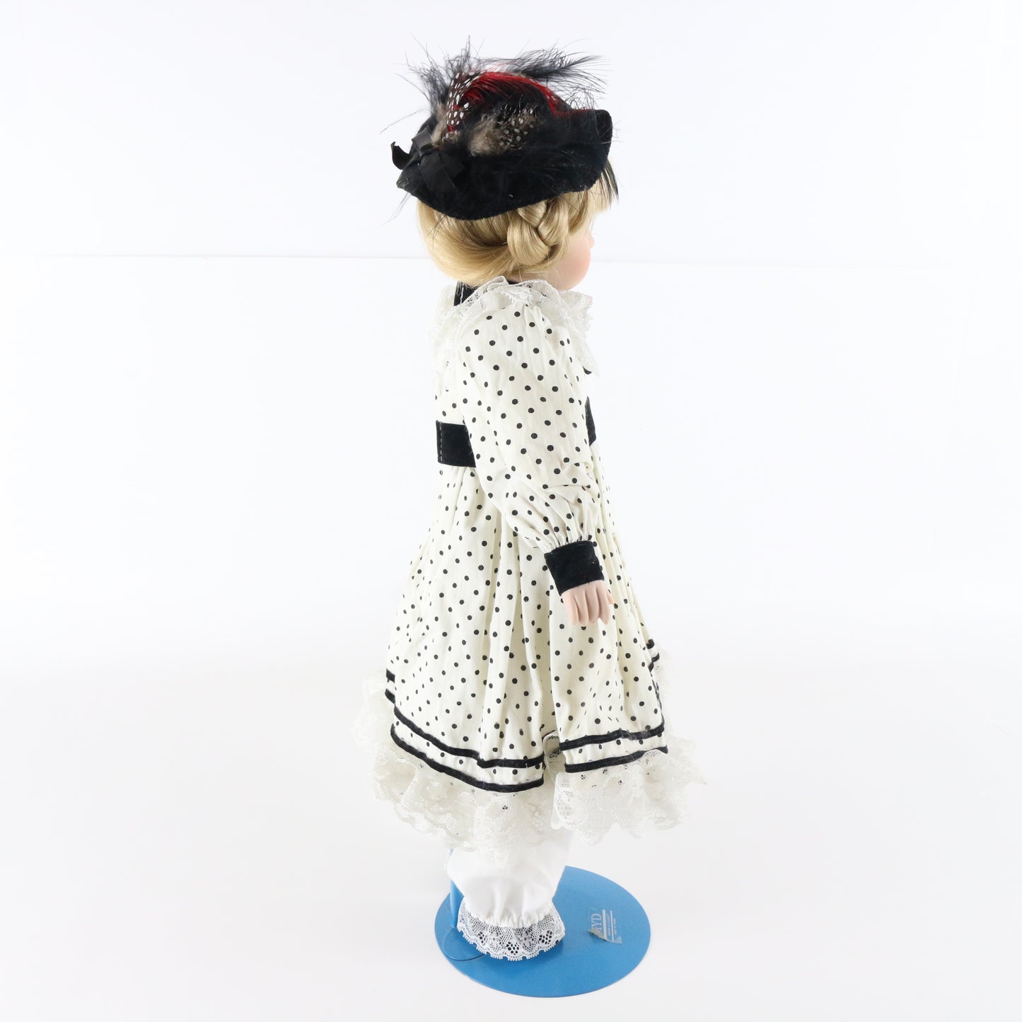 Greta Marian Yu 16" Porcelain Doll W/ Clothes & Hat 825/6000