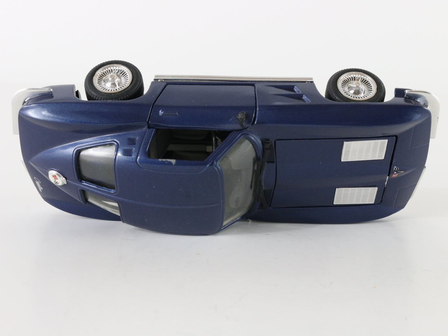 1963 '63 Chevy Corvette Stingray Blue Revell 1:24 Metal Model Car