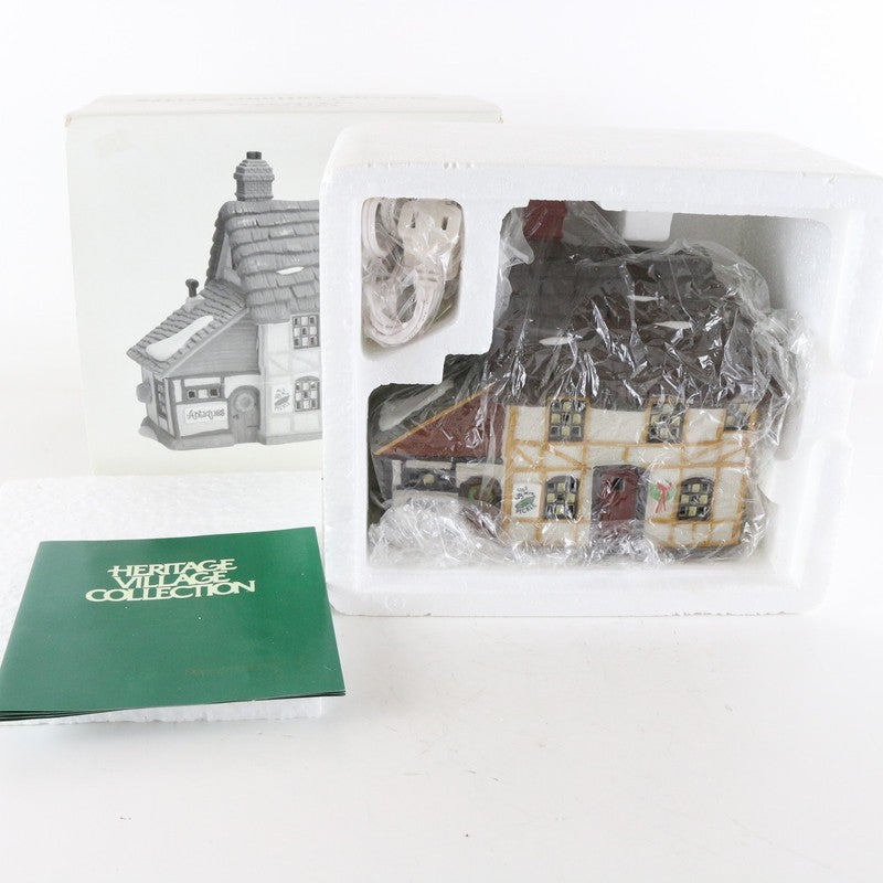 Dept 56 Dickens Village Mr & Mrs Pickle Christmas Building 5824-6