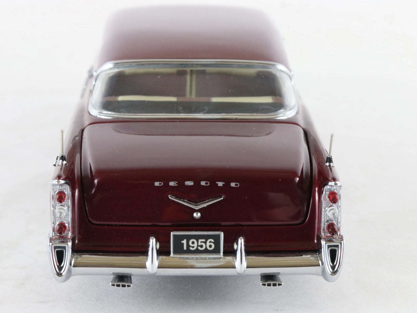 1956 Desoto Sportsman Coupe Limited Red Danbury Mint 1:24 3879/5000
