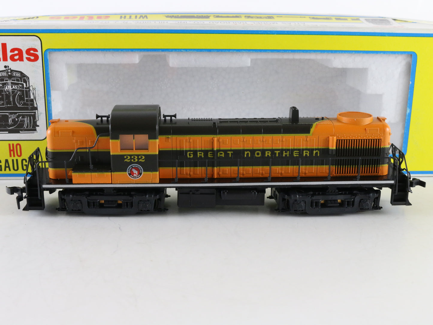 Atlas HO Great Northern 232 RS3 Diesel Locomotive Engine