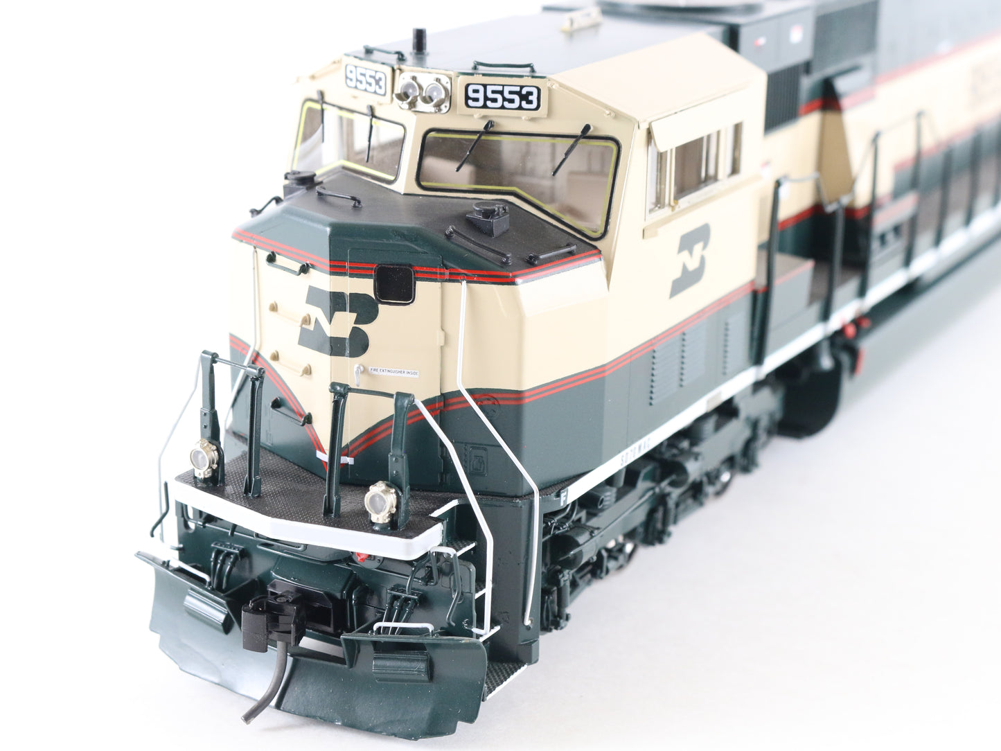 Overland O 2 Rail Burlington Northern 9553 SD70MAC Brass Diesel Loco OMI-0545.1