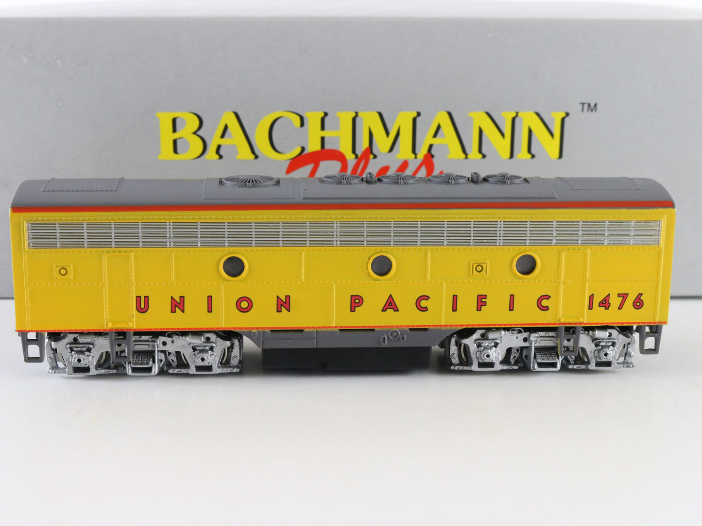 Bachmann Plus HO UP 1476 EMD F7B Diesel Locomotive
