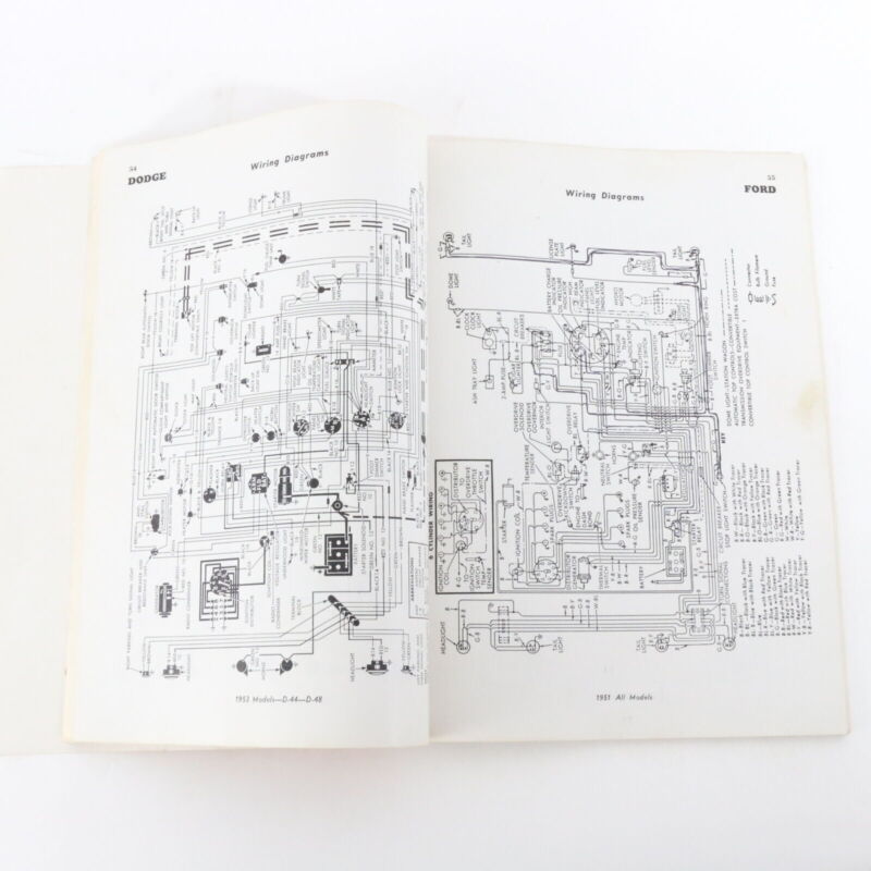 1953 Chiltons Motor Age Service Handbook 30th Ed Car Manual Book