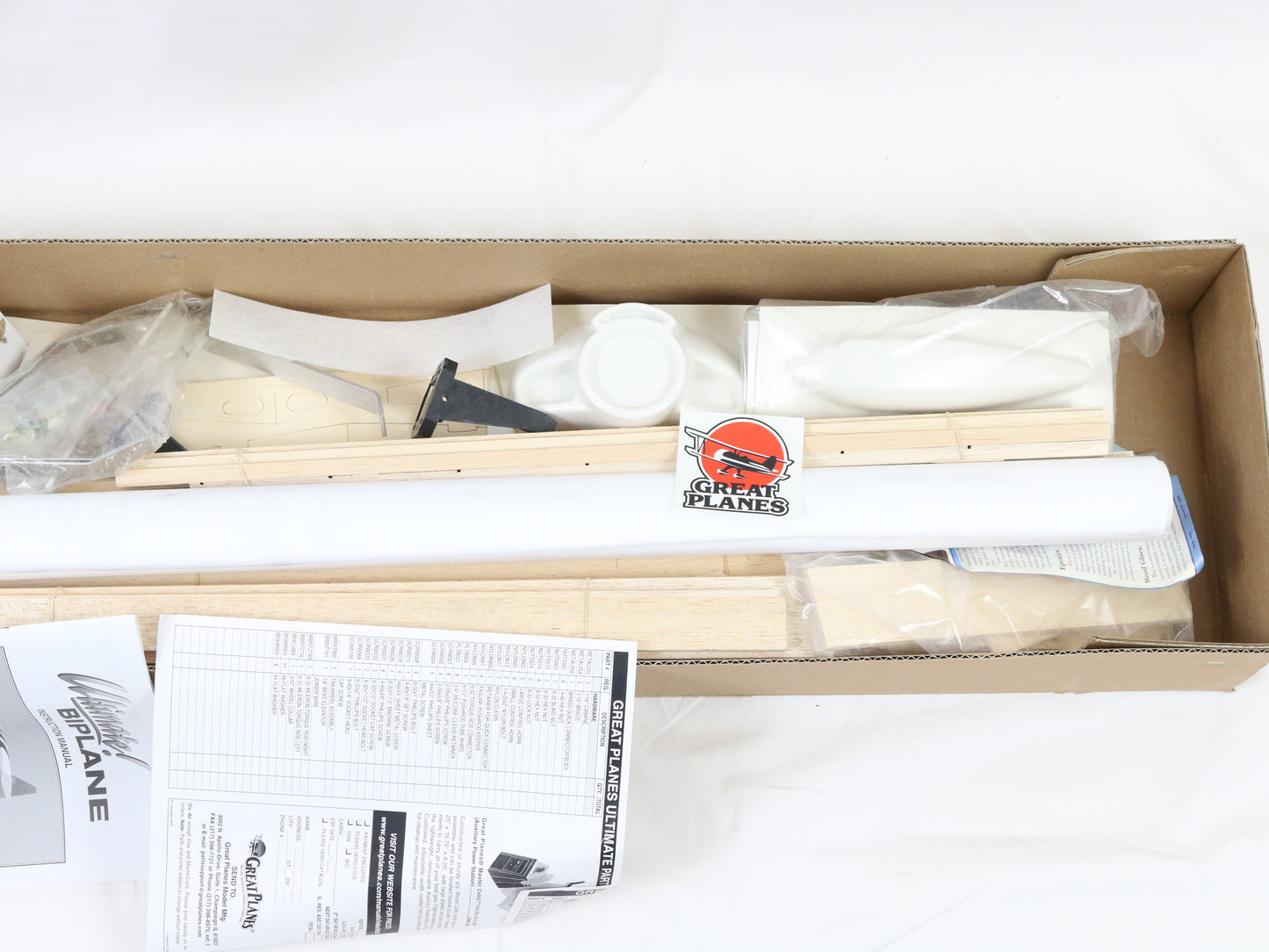 Great Planes Ultimate Biplane .40-.70 Size Aerobatic Wood RC Kit