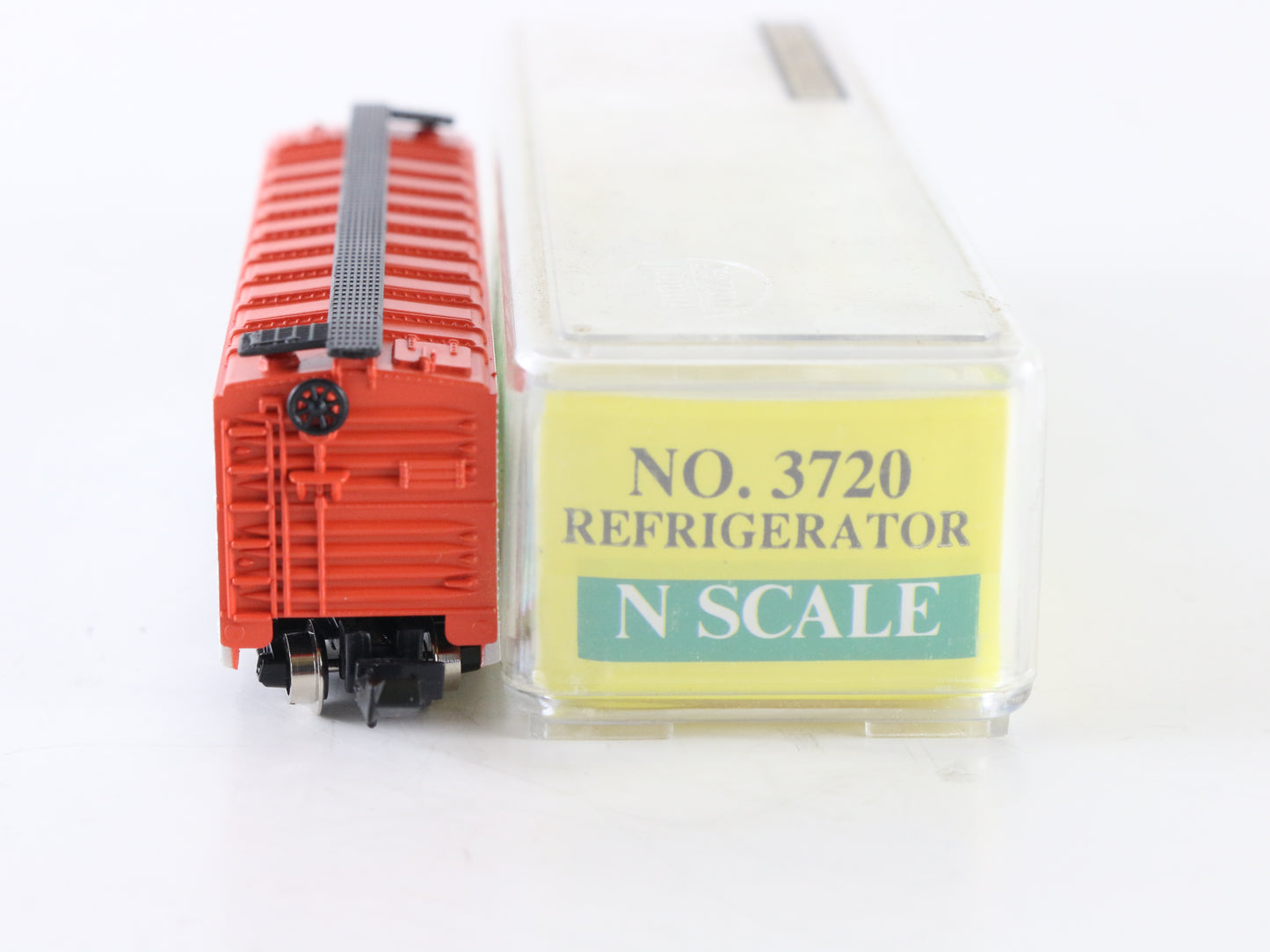 Model Power N Tropicana Orange Juice TPIX 106 Reefer Car