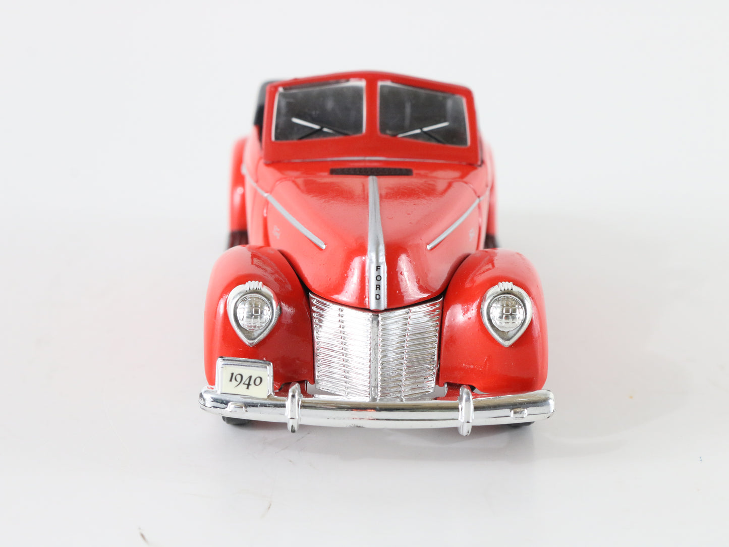 1940 Ford Roadster Convertible Red & Black Golden Wheel 1:32 9520 Model Car