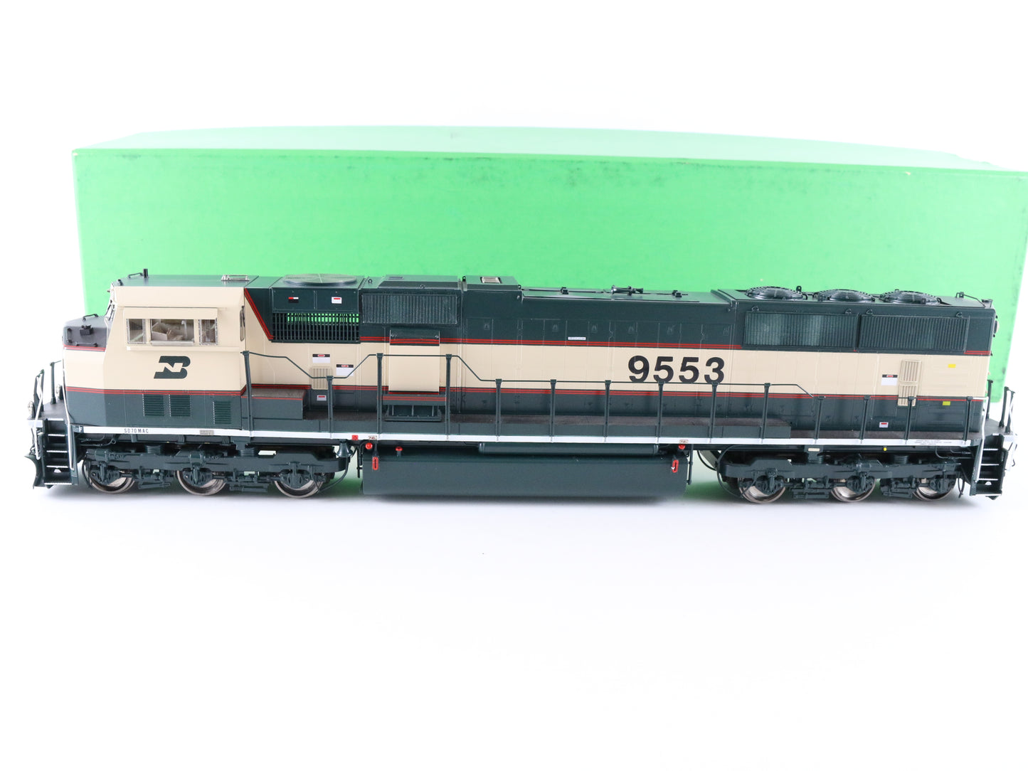 Overland O 2 Rail Burlington Northern 9553 SD70MAC Brass Diesel Loco OMI-0545.1
