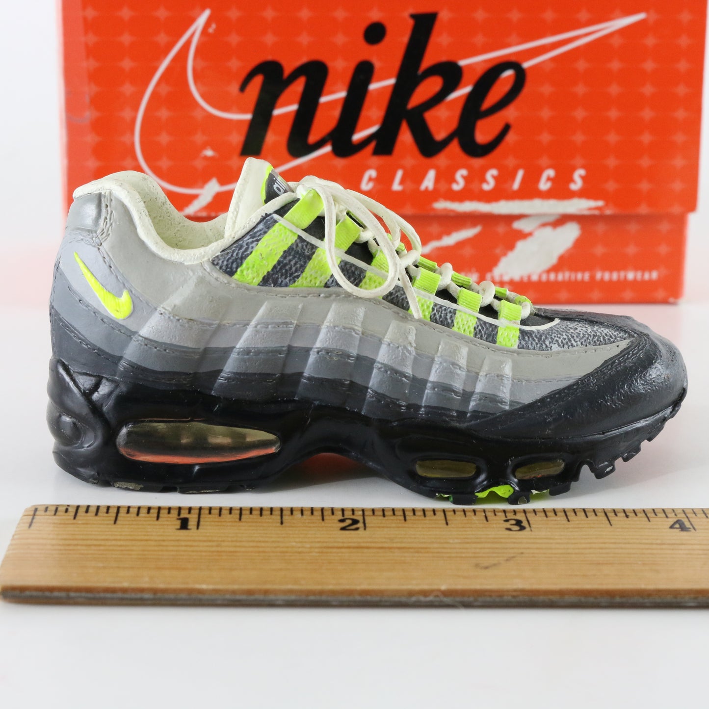 Nike Classics Bowen Air Max 95 Cool Grey Yellow White Ceramic Shoe 104050-071