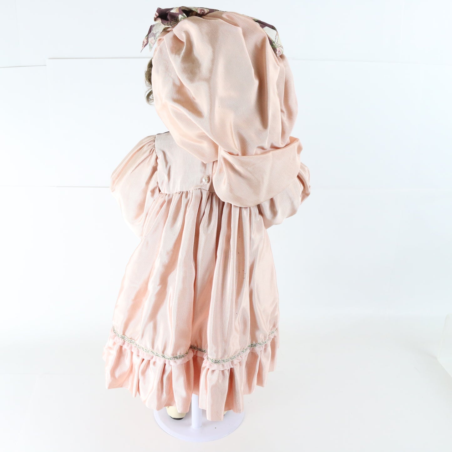 Monika Vickie Walker Rose Dress Girl Royal Treasures 24" Porcelain 590/2000