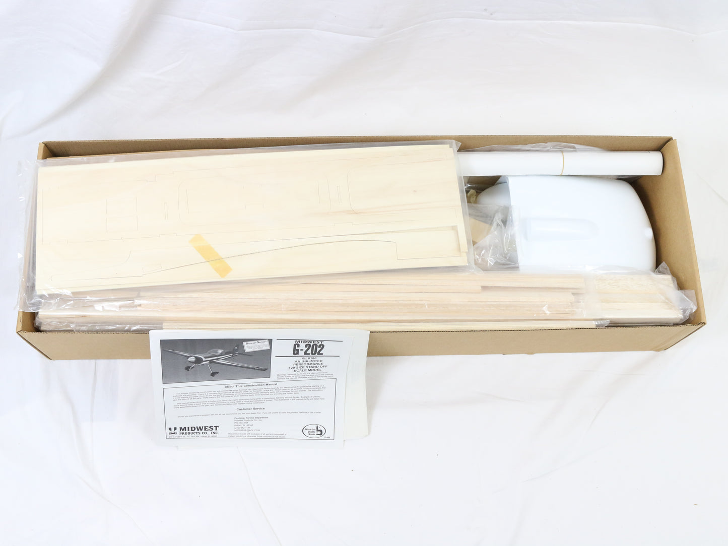 Midwest Products G-202 1:20 27% Scale 72" Wingspan Wood RC Kit