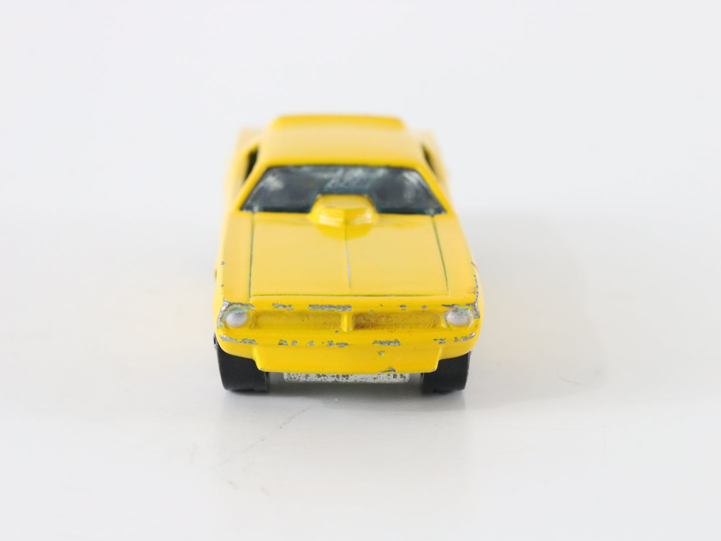 1970 Redline Hot Wheels Don Prudhomme Snake ENAMEL Yellow 1:64 6409 Usa