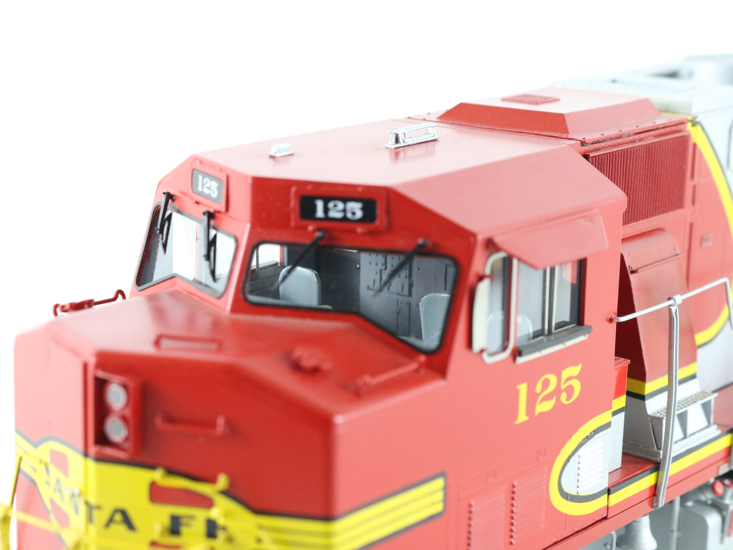 Overland O Santa Fe 125 GP60M Factory Painted Brass Diesel Locomotive OMI-0576.1