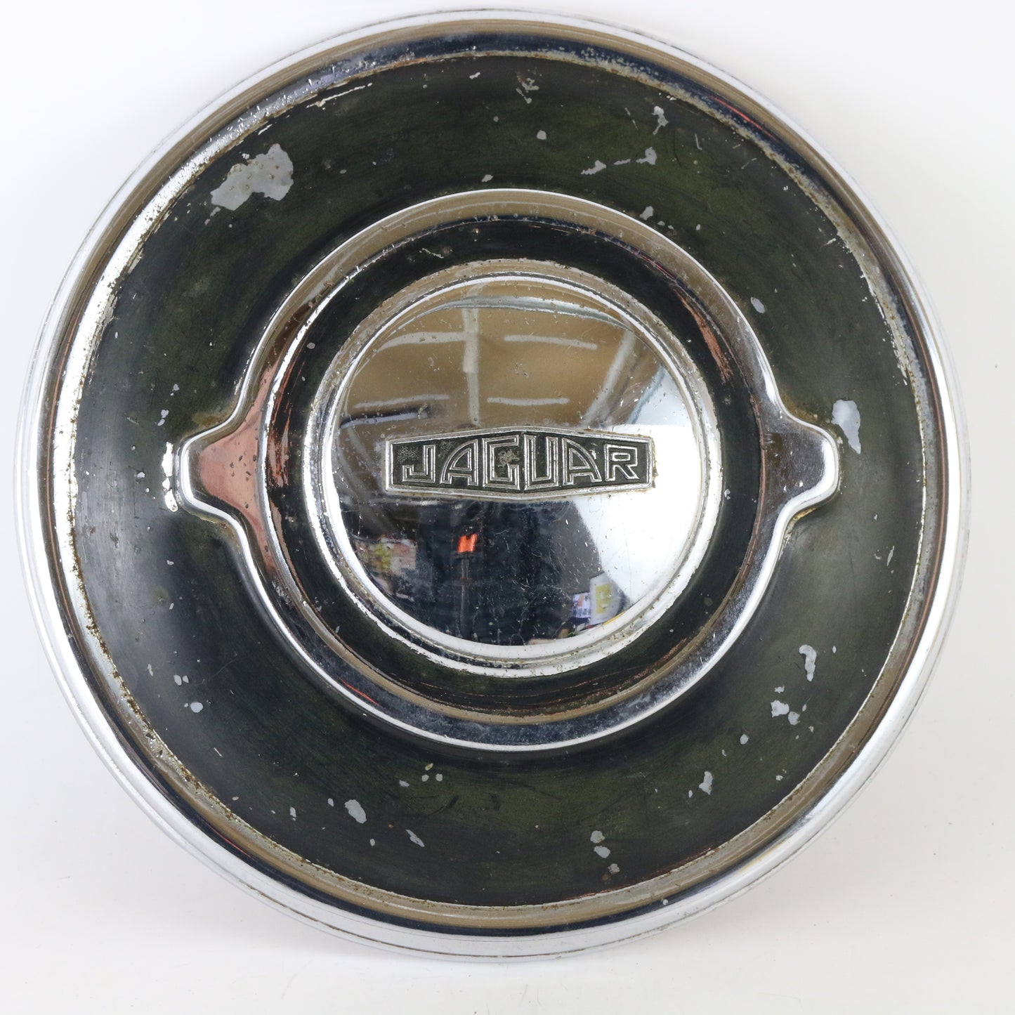 Lot Of 2 Vintage 1970s Chevrolet Wire Metal Wheel Hubcaps 16.5"