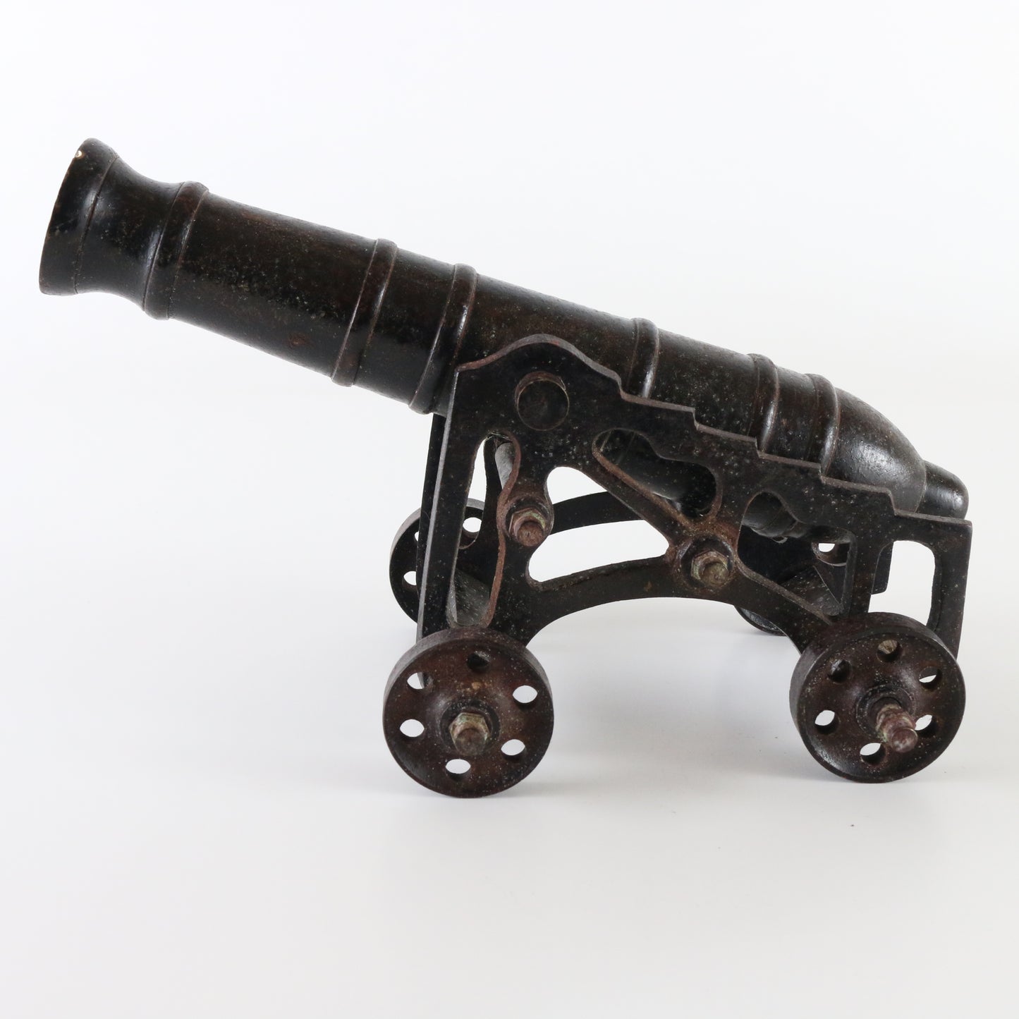 Antique 19th century cast iron miniature cannon replica historic artillery