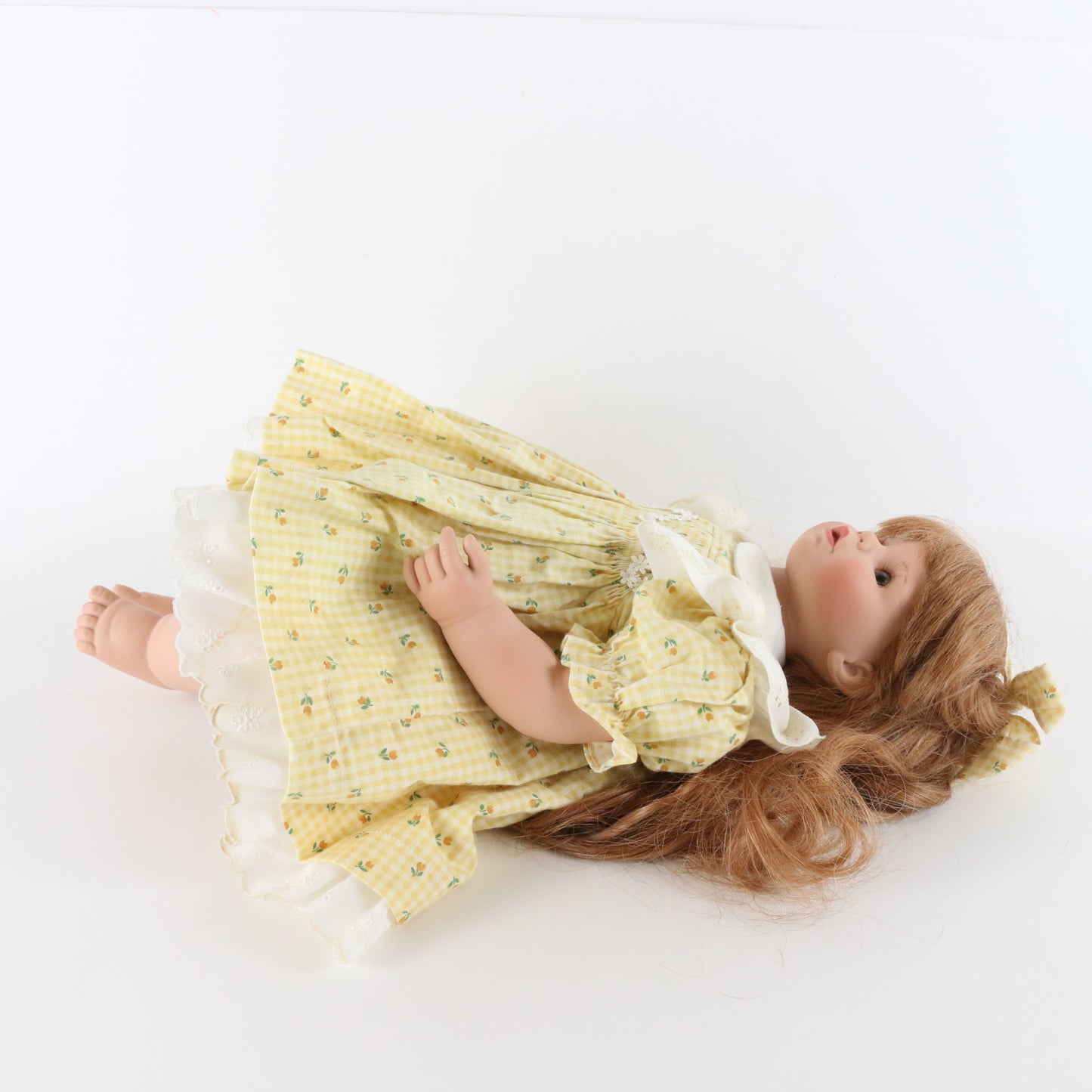 Mommy Loves Me Yellow Dress Girl Susan Wakeen Exclusively Yours 16" Vinyl Doll