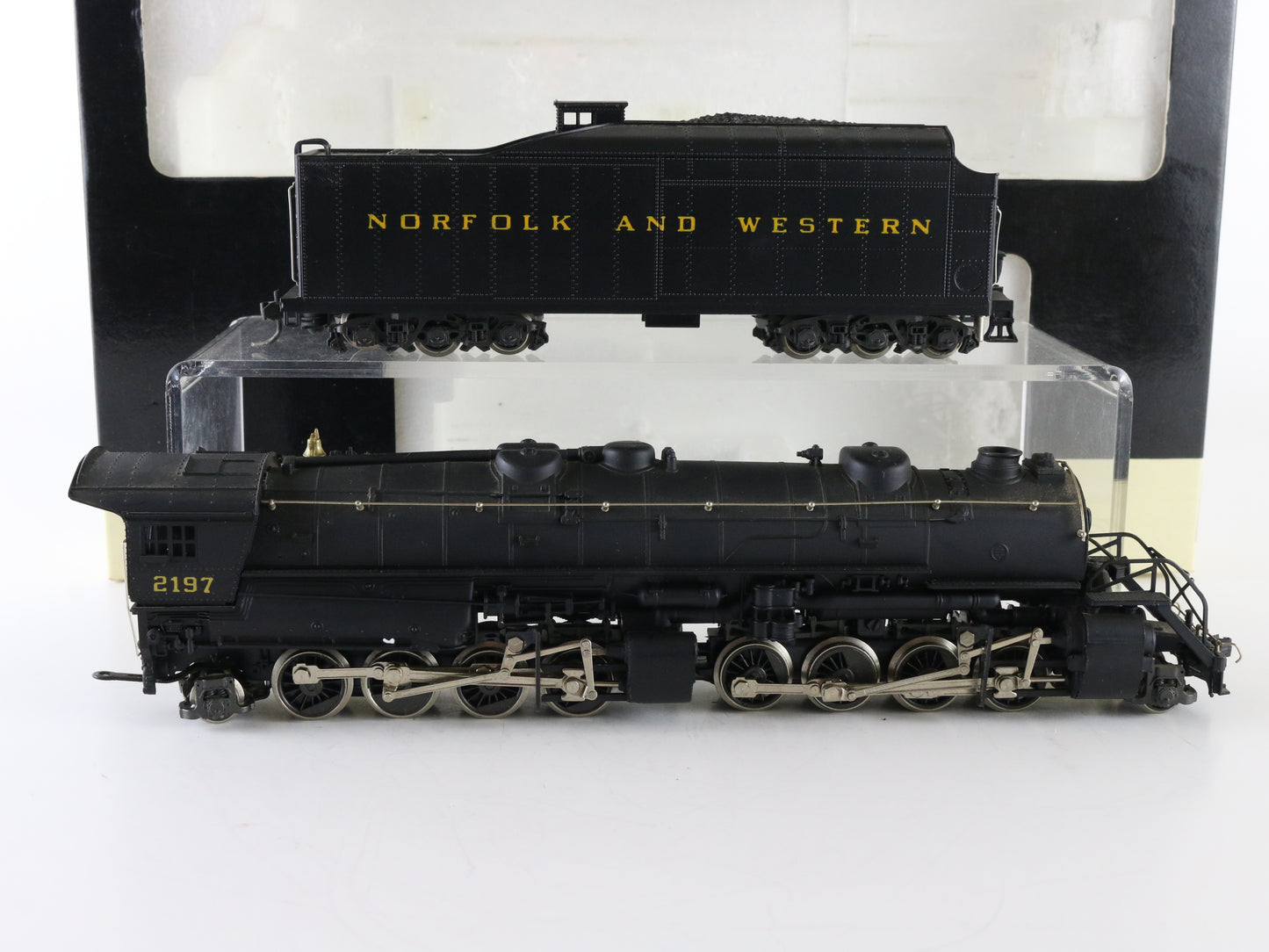 Oriental Limited HO Norfolk Western 2197 USRA 2-8-8-2 Steam Locomotive