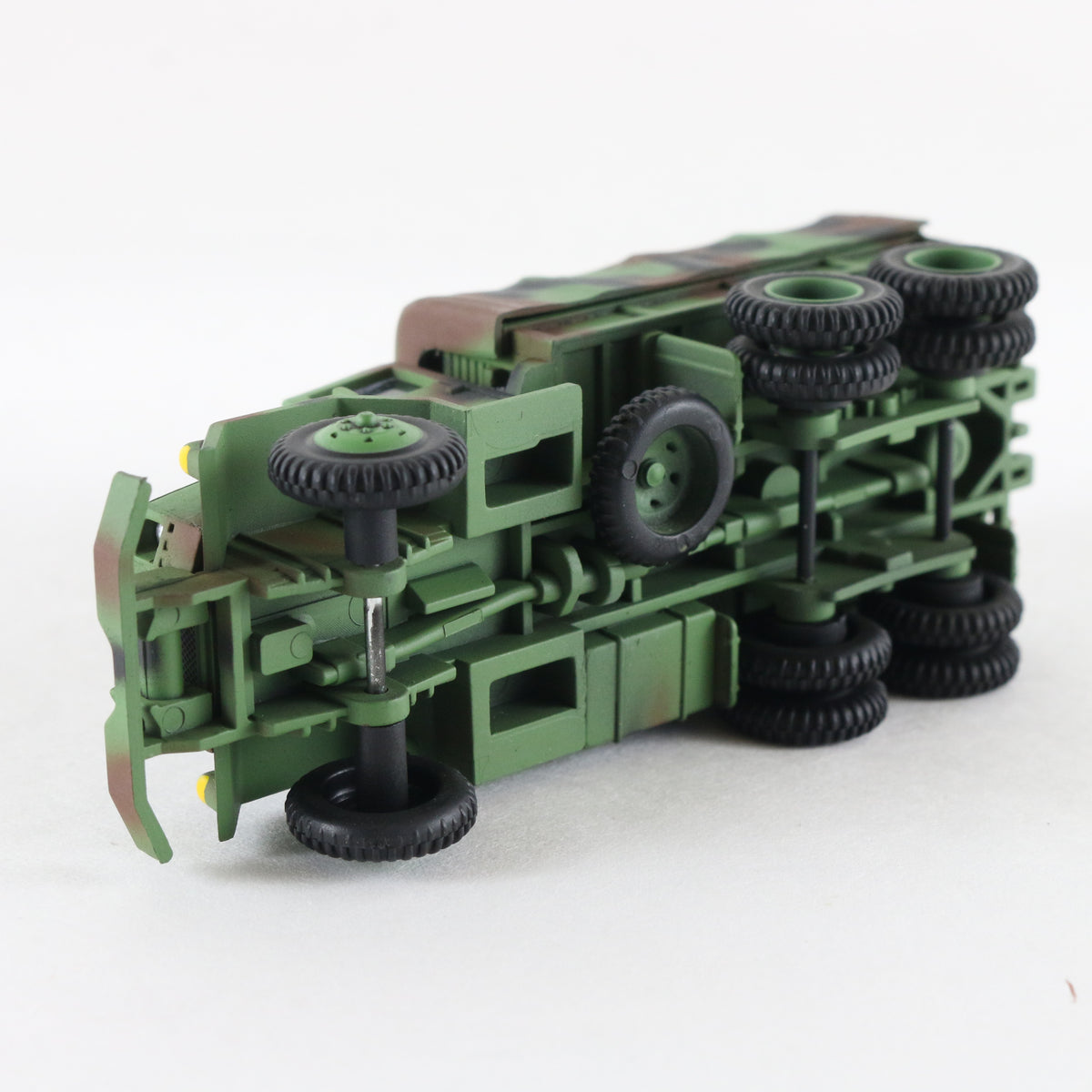 M35A2 M35 6x6 Transport Truck Camo Green War Wings 1:72 Plastic Model